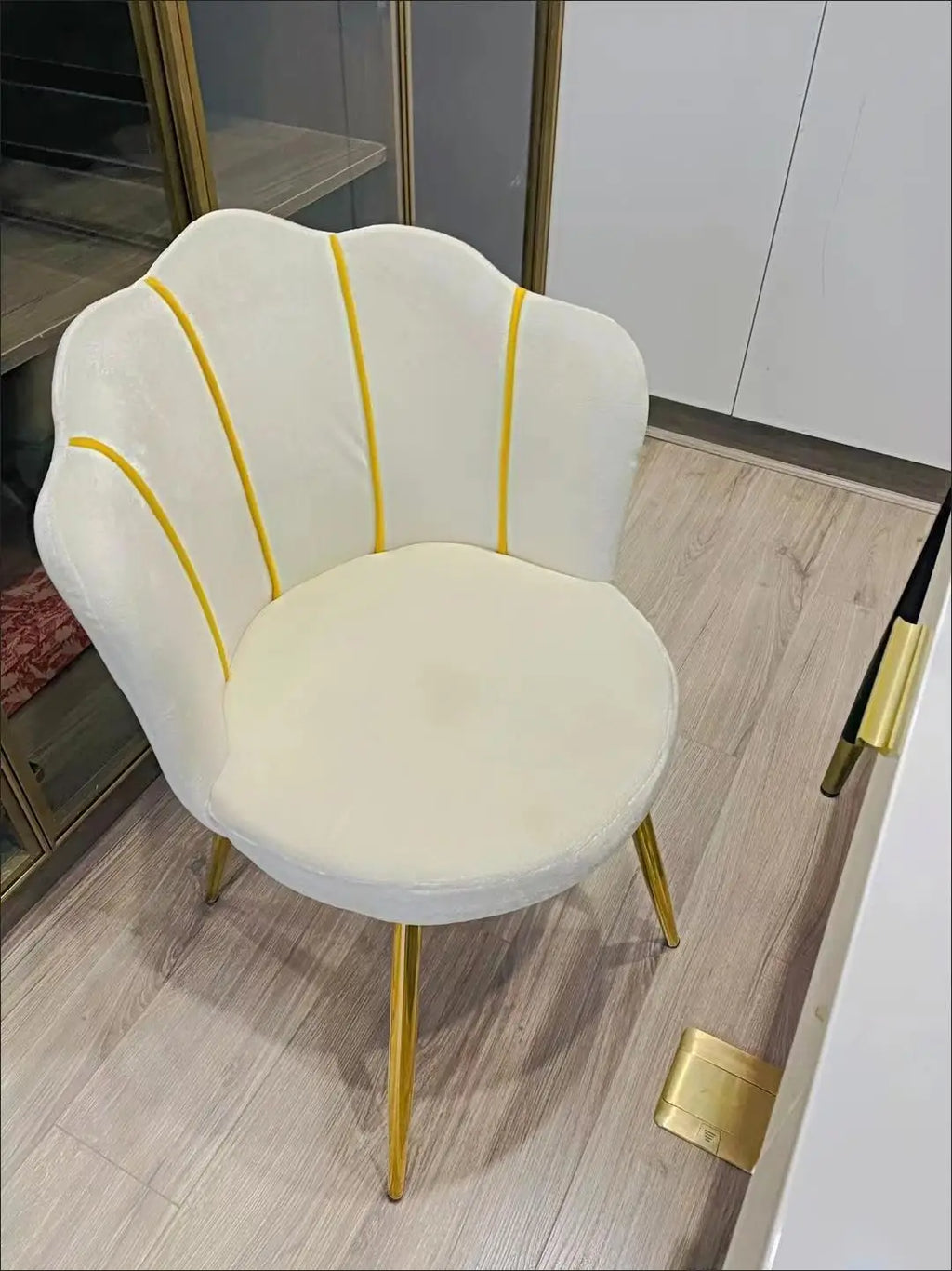 Modern Nordic Velvet Dressing Chair